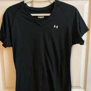 Black under armor shirt